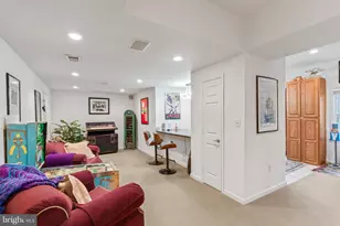 11670 Gilman Ln, Herndon, VA 20170 - Photo 53