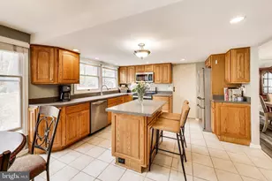 8404 Chillum Ct, Springfield, VA 22153 - Photo 11