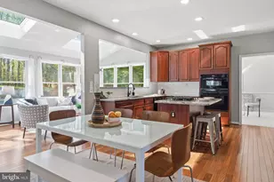 12731 Oak Farms Dr, Herndon, VA 20171 - Photo 13