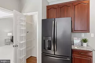 12731 Oak Farms Dr, Herndon, VA 20171 - Photo 21