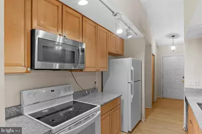 8406 Rainbow Bridge Lane, Springfield, VA 22153 - Photo 5