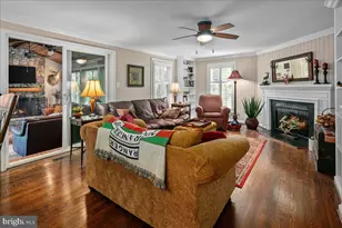 4202 Pickering Pl, Alexandria, VA 22309 - Photo 15