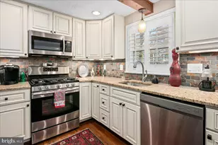 4202 Pickering Pl, Alexandria, VA 22309 - Photo 11