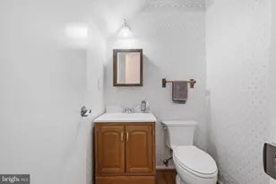 6404 Blarney Stone Ct, Springfield, VA 22152 - Photo 19