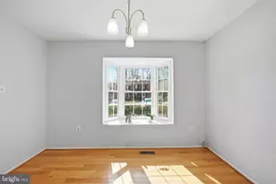 6404 Blarney Stone Ct, Springfield, VA 22152 - Photo 7