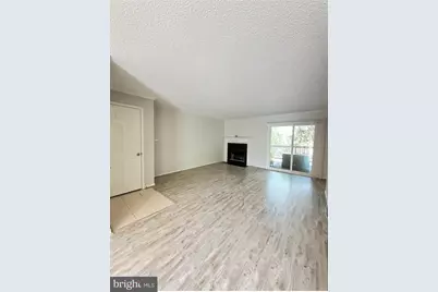 1541 Lincoln Way #204, McLean, VA 22102 - Photo 3
