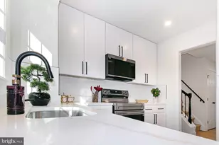 2308 William and Mary Dr, Alexandria, VA 22308 - Photo 7