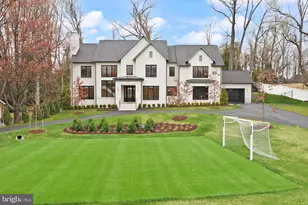 8230 Weller Ave, McLean, VA 22102 - Photo 3
