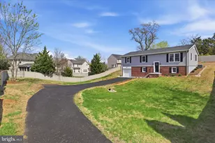 3416 Sunny View Dr, Alexandria, VA 22309 - Photo 1