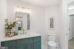 8509 Crestview Dr, Fairfax, VA 22031 - Photo 25