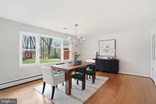 8509 Crestview Dr, Fairfax, VA 22031 - Photo 11