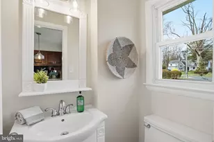 8509 Crestview Dr, Fairfax, VA 22031 - Photo 21