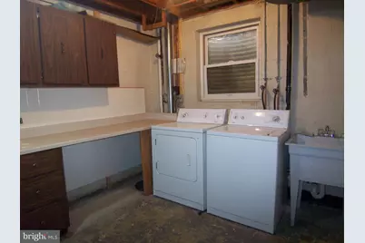 8502 Lakinhurst Lane, Springfield, VA 22152 - Photo 35