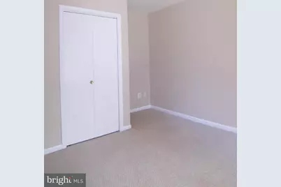 8502 Lakinhurst Lane, Springfield, VA 22152 - Photo 11