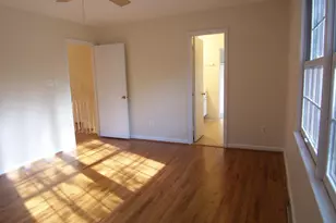 8502 Lakinhurst Ln, Springfield, VA 22152 - Photo 19