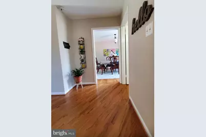 8502 Lakinhurst Lane, Springfield, VA 22152 - Photo 7