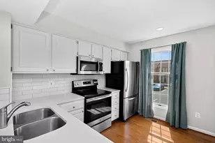 6511 Skylemar Trail, Centreville, VA 20121 - Photo 13
