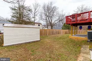 8280 Wold Den Ct, Springfield, VA 22153 - Photo 37