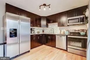 8280 Wold Den Ct, Springfield, VA 22153 - Photo 7