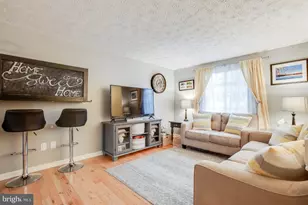 8280 Wold Den Ct, Springfield, VA 22153 - Photo 13