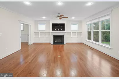 217 Pleasant Street SW, Vienna, VA 22180 - Photo 47