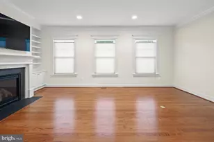 217 Pleasant St SW, Vienna, VA 22180 - Photo 23