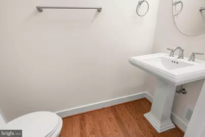 217 Pleasant Street SW, Vienna, VA 22180 - Photo 43