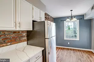 8396 Forrester Blvd, Springfield, VA 22152 - Photo 5