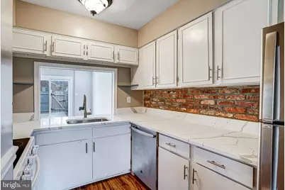 8396 Forrester Boulevard #555, Springfield, VA 22152 - Photo 7