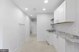 4225 Sauterne Ct, Chantilly, VA 20151 - Photo 17