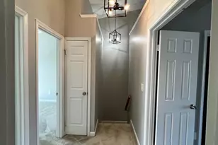 14320 Winding Woods Ct, Centreville, VA 20120 - Photo 5