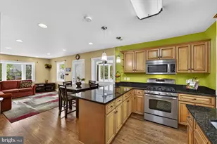 7139 Parkview Ave, Falls Church, VA 22042 - Photo 11