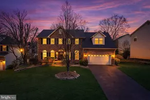 6625 Rock Lawn Dr, Clifton, VA 20124 - Photo 3