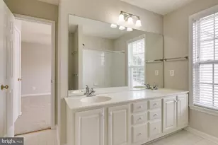 12798 Thacker Hill Ct, Herndon, VA 20171 - Photo 25