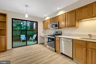 1752 Wainwright Dr, Reston, VA 20190 - Photo 11