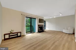 1752 Wainwright Dr, Reston, VA 20190 - Photo 9