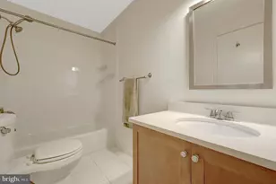 1752 Wainwright Dr, Reston, VA 20190 - Photo 45