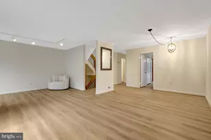 1752 Wainwright Dr, Reston, VA 20190 - Photo 7