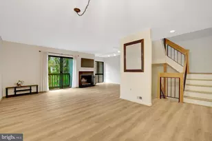 1752 Wainwright Dr, Reston, VA 20190 - Photo 3