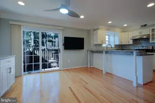 9120 Sweet Spice Ct, Springfield, VA 22152 - Photo 15