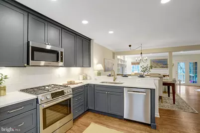 6331 Crooked Oak Lane, Falls Church, VA 22042 - Photo 3