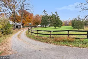 11208 W Montpelier Rd, Great Falls, VA 22066 - Photo 9
