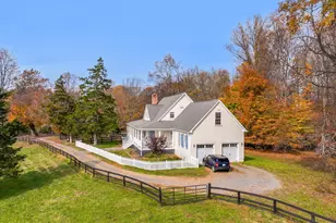 11208 W Montpelier Rd, Great Falls, VA 22066 - Photo 9