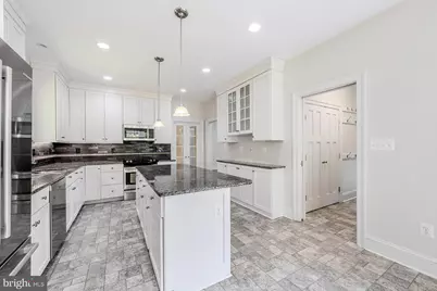 11208 W Montpelier Road, Great Falls, VA 22066 - Photo 25