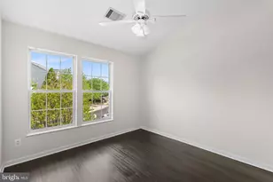 14326 Stonewater Ct, Centreville, VA 20121 - Photo 23