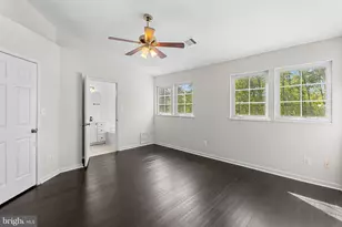14326 Stonewater Ct, Centreville, VA 20121 - Photo 17