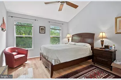 12062 Edgemere Circle, Reston, VA 20190 - Photo 13