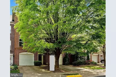 12062 Edgemere Circle, Reston, VA 20190 - Photo 1