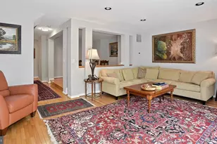 12062 Edgemere Cir, Reston, VA 20190 - Photo 7