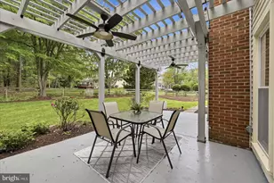 3244 Duck Pond Ct, Herndon, VA 20171 - Photo 29